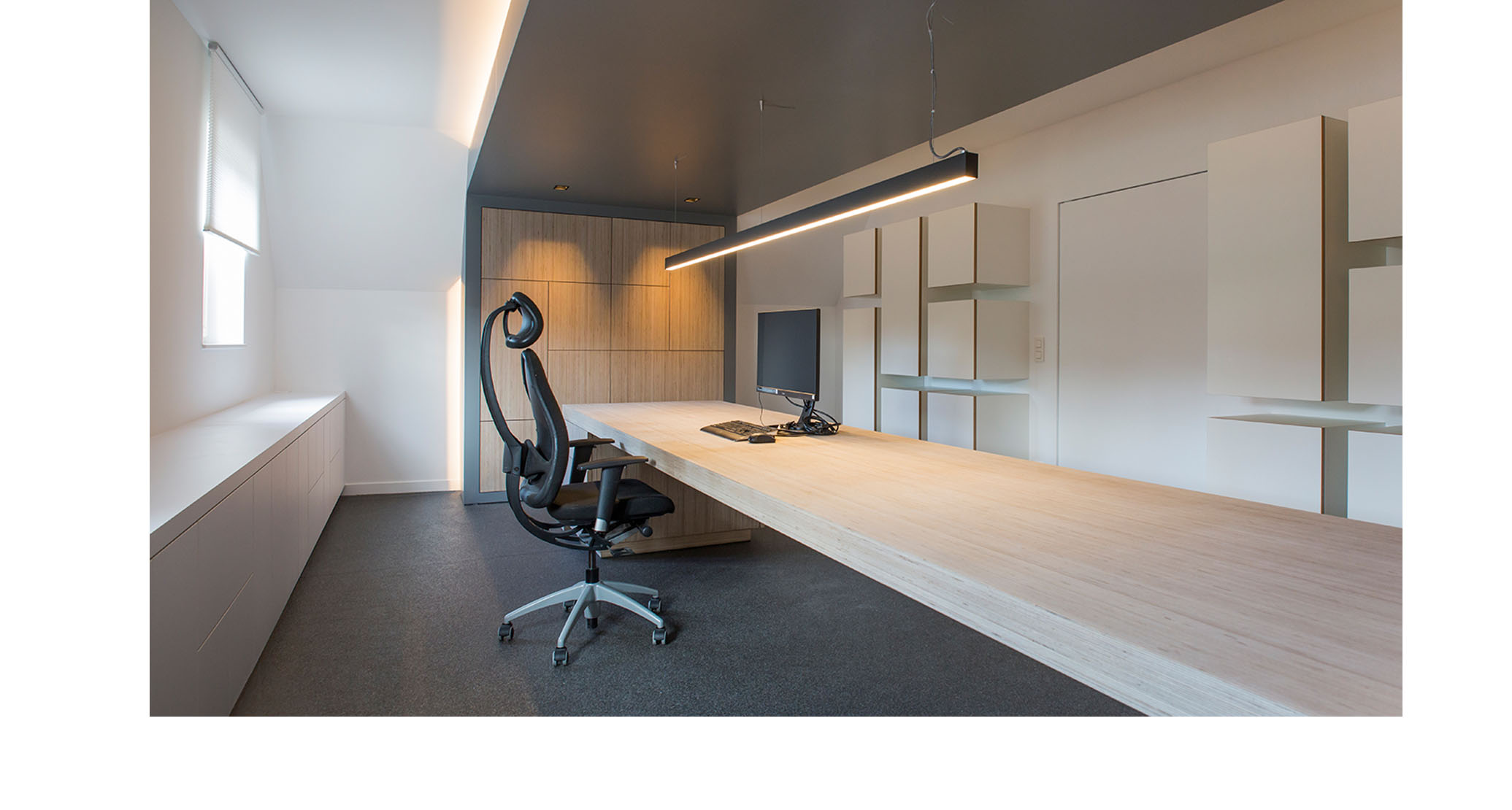bureau kantoor mol modern minimalistisch zolder warm